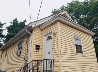 21 Hazelhurst St, New Brunswick, NJ 08901