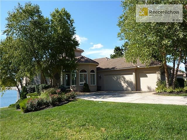 1st image of 4612 NE Dick Howser Cir