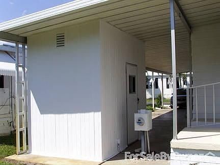 2nd image of 706 Tidewater Way