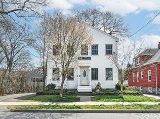 5 Moody Ave, Fairfield, CT 06825