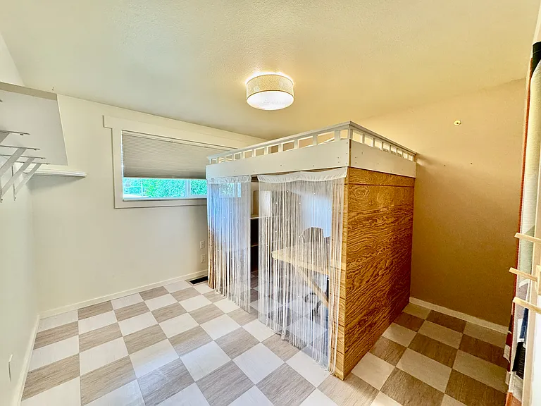 18 Jonathan Rd — Photo 12