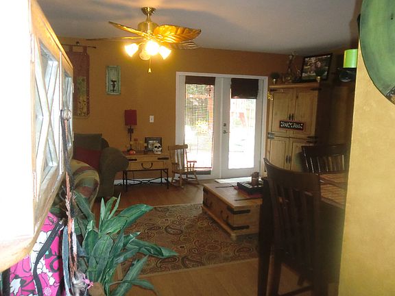 3rd image of 1536 24th Pl SW