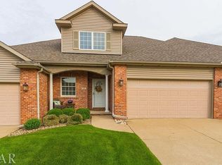 44 Arbor Ct, Bloomington, IL 61704