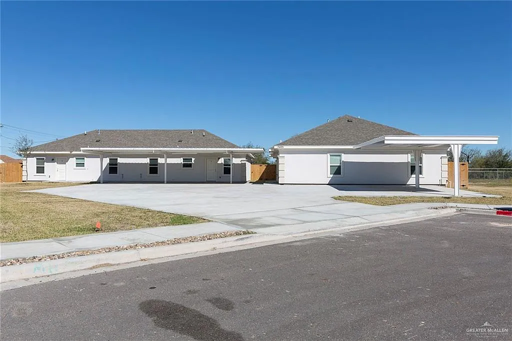 3 bed, 2.0 bath, 1022 sqft, $1,150 — Photo 2