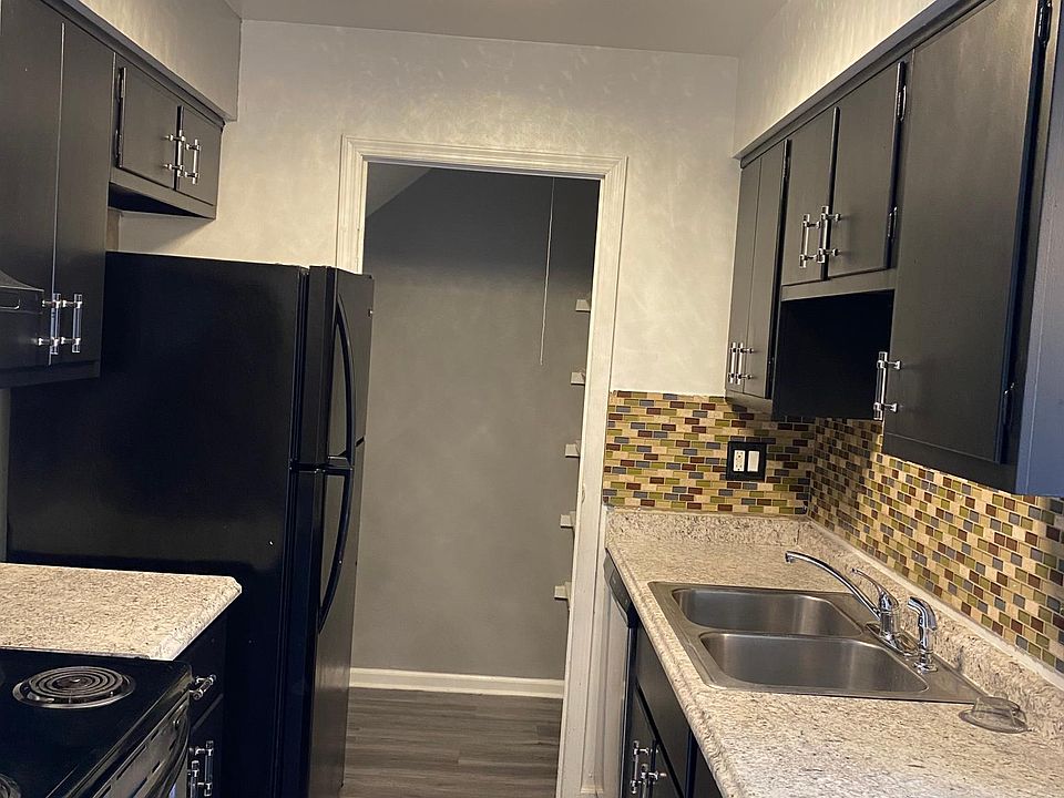 1st image of 3073 Benchwood Dr #3073