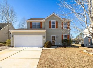 6105 Elderbush Dr, Greensboro, NC 27405