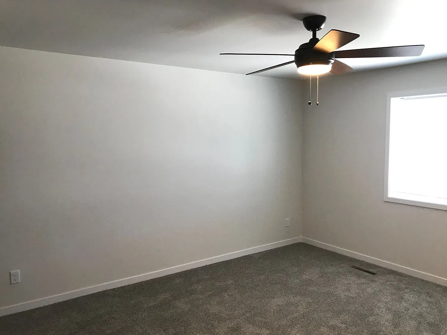3 Bed 3 Bath Twin Home — Photo 2