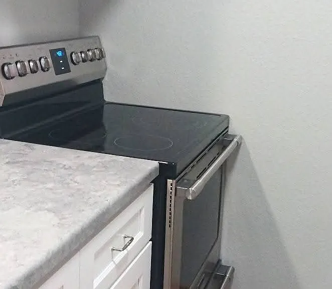 1430 Garay Ln — Photo 5