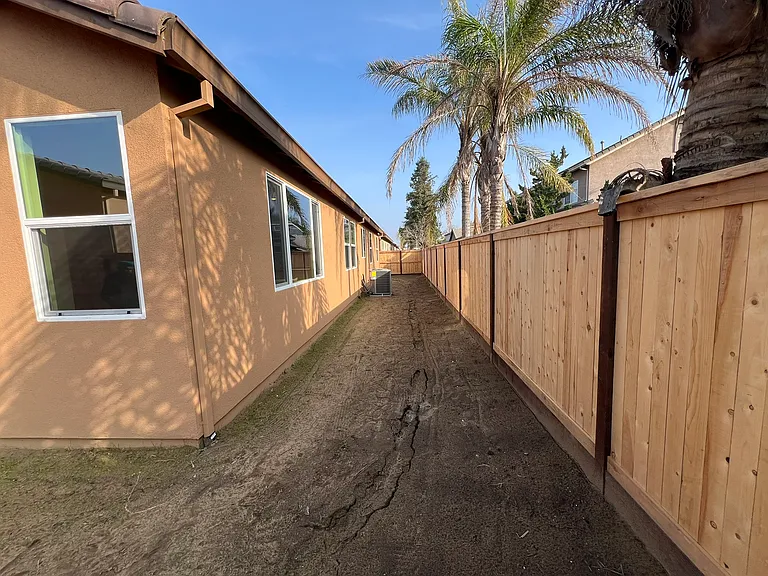 1989 Apiary Way — Photo 19