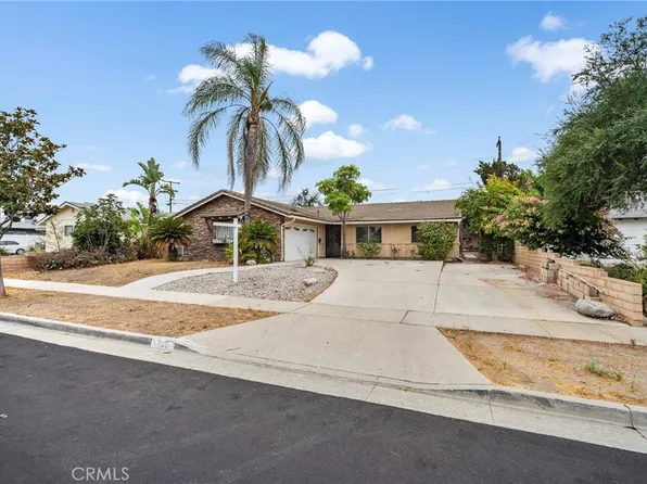 332 E Citron St, Corona, CA 92879