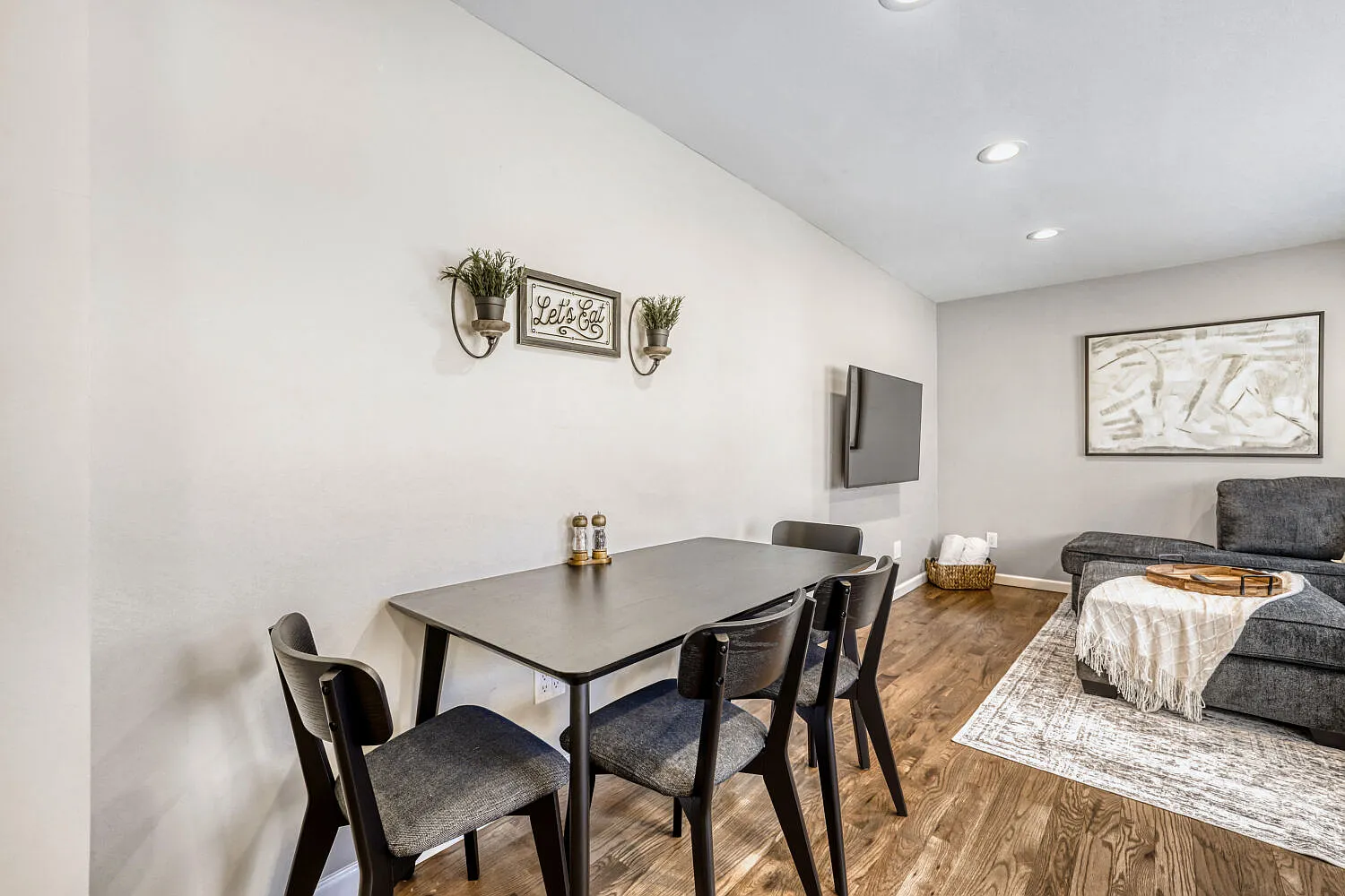 2360 S Emerson Street — Photo 4