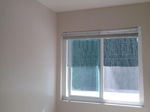 2nd image of 645 Grand Fir Ave APT 4