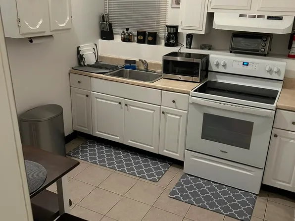 (undisclosed Address), Salt Pt, NY 12578