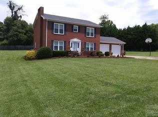 1358 Meadow Ln, Morganton, NC 28655