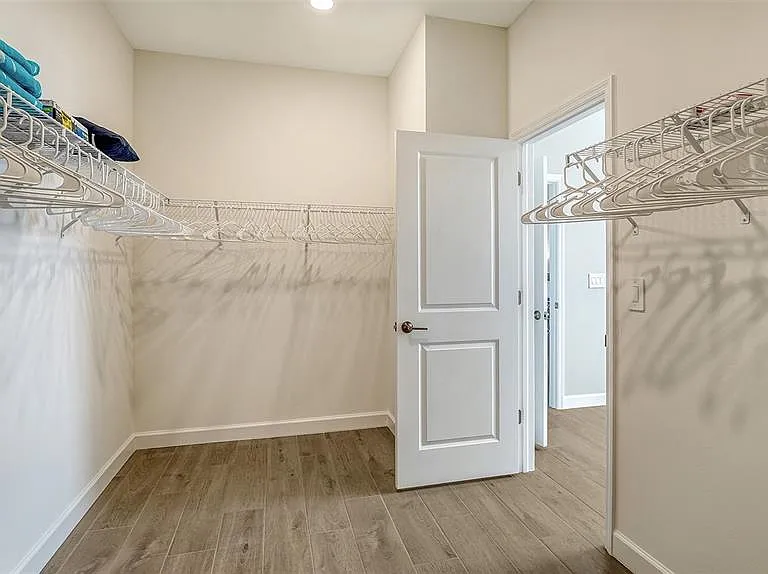 4909 Oyster Pearl St — Photo 33