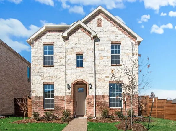 3504 Falcon Field Dr, Mesquite, TX 75181