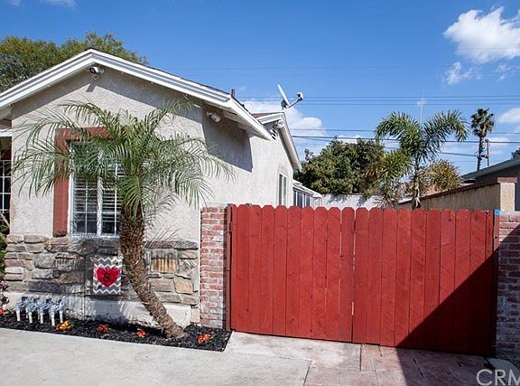 4th image of 1534 Delany St