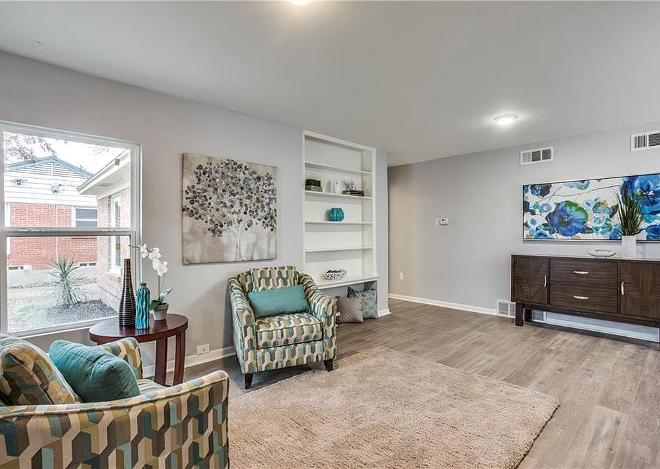 1st image of 2216 Glengariff Dr
