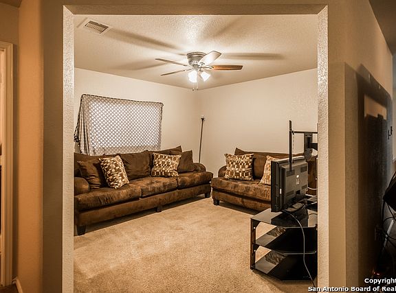 3rd image of 9938 Sungate Park