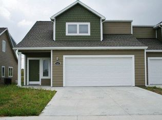 2715 Donnas Way, Manhattan, KS 66502
