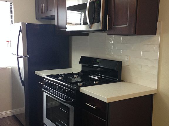 5th image of 6616 Woodley Ave APT 207