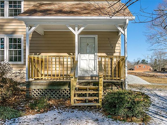 2nd image of 3115 Pinehurst Dr