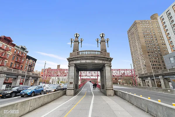 Sold by Citi Habitats | media 16