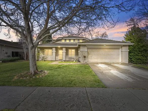 940 Joe Borovich Dr, Hollister, CA 95023