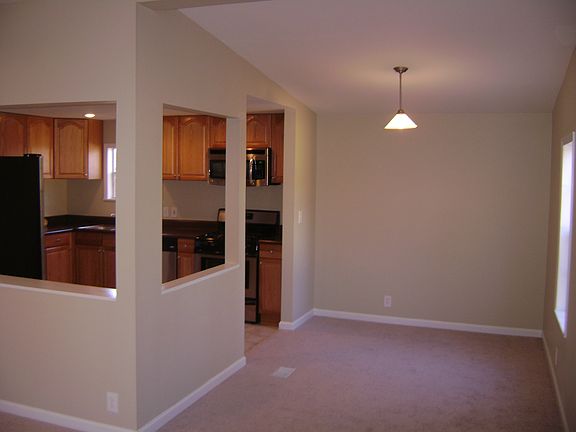 4th image of 1587 High Sierra Dr
