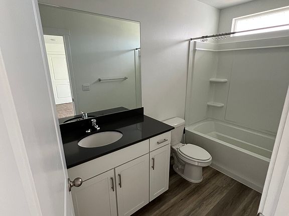 Room 1's private bathroom