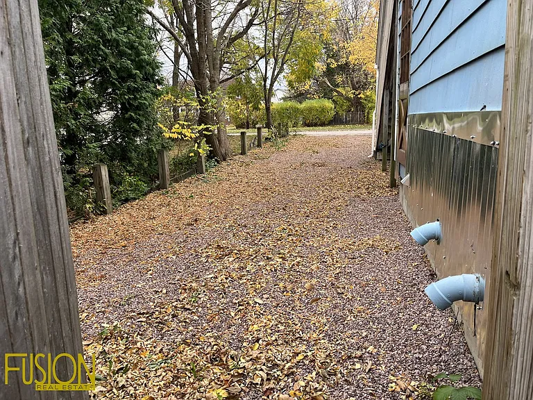 340 Manhattan Dr — Photo 68