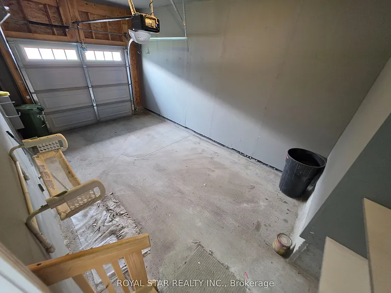 320 Grackle St — Photo 9