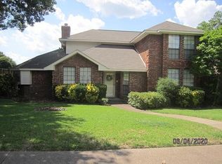 645 Rickey Cyn, Desoto, TX 75115