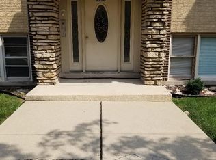 5530 W Lawrence Ave APT 1S, Chicago, IL