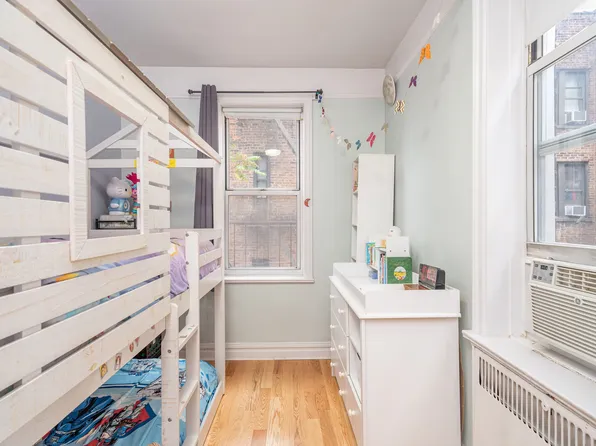 680 West 204th Street image 6 of 19