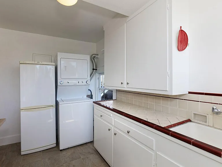 5807 Lawton Ave #UPPER — Photo 10