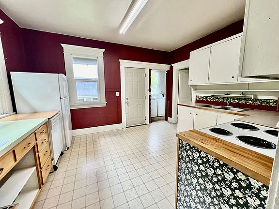 5th image of 1525 Humboldt St #101
