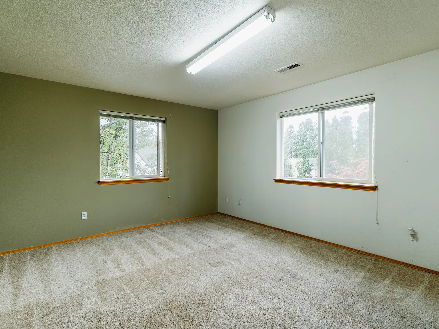 12125 Southwest Whistler's Lane - 1 — Photo 4