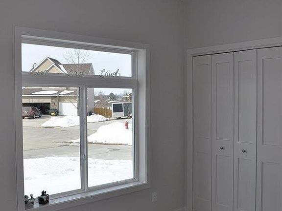 4th image of 1004 Pine Brooke Ct