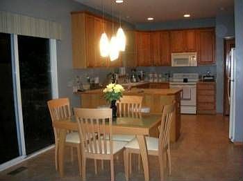 3rd image of 5272 Finch Ln