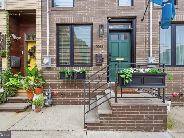 2044 E Susquehanna Ave, Philadelphia, PA 19125