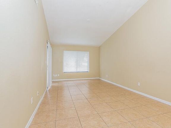 4th image of 354 Oleander Pl