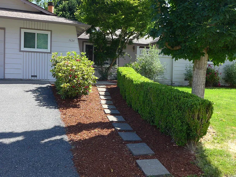 1624 Glennwood Ave SE — Photo 4