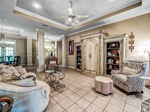 3rd image of 23609 Parkview Dr