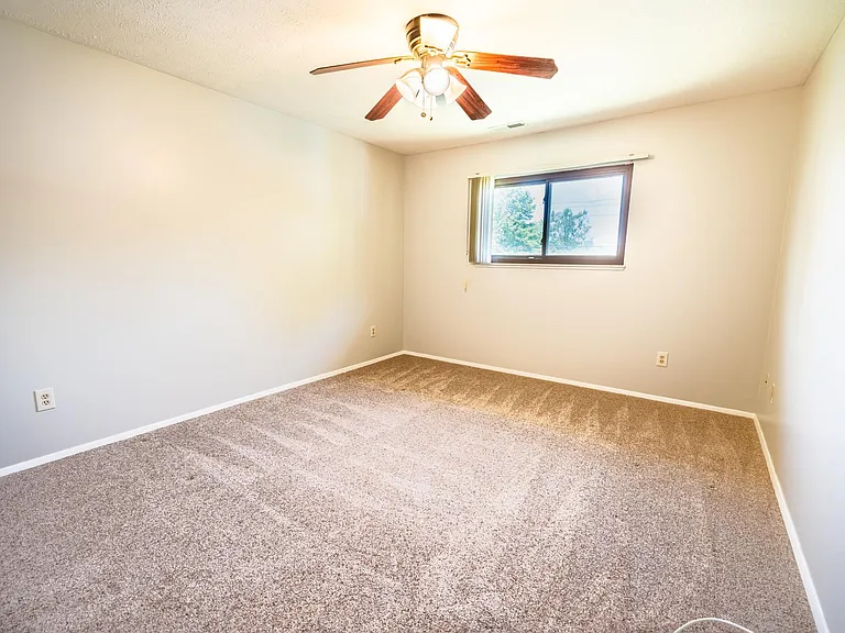 6415 Princeton Ct #G-201 — Photo 11
