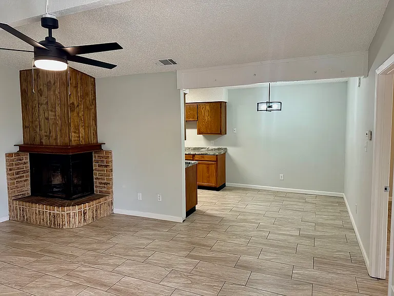 1307 Barbara Dr #B — Photo 11
