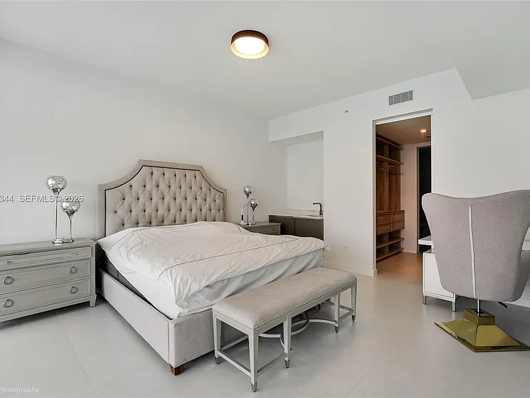 18975 Collins Ave #5103 — Photo 9