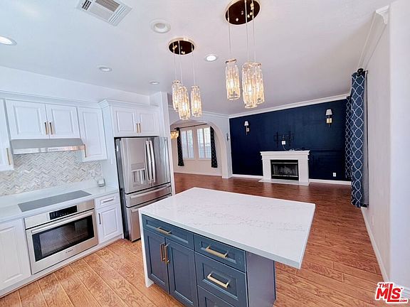 5th image of 25506 Burns Pl