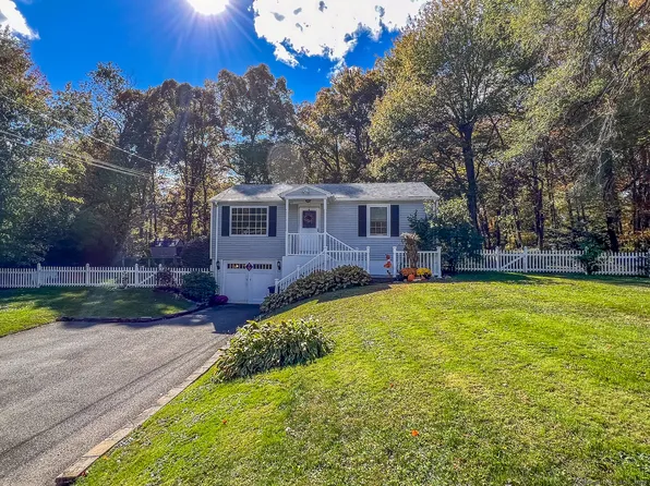 38 Brook Lane, Wolcott, CT 06716