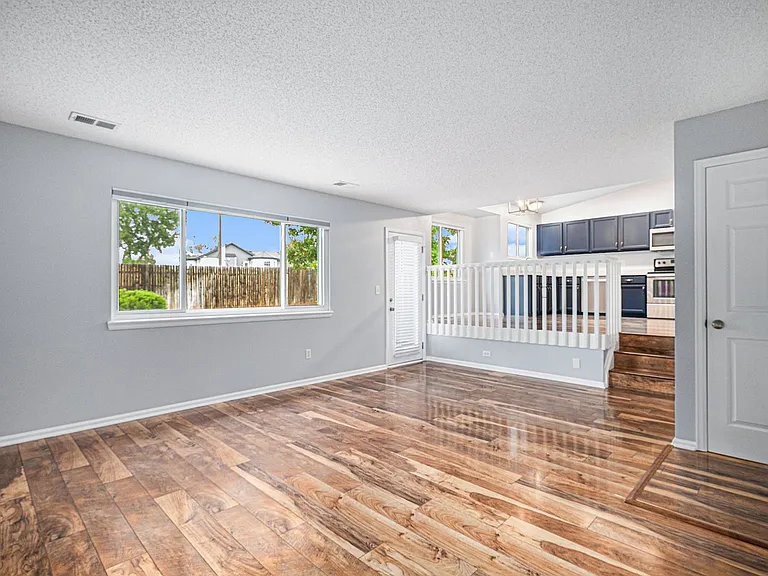 11316 Rodeo Cir — Photo 10
